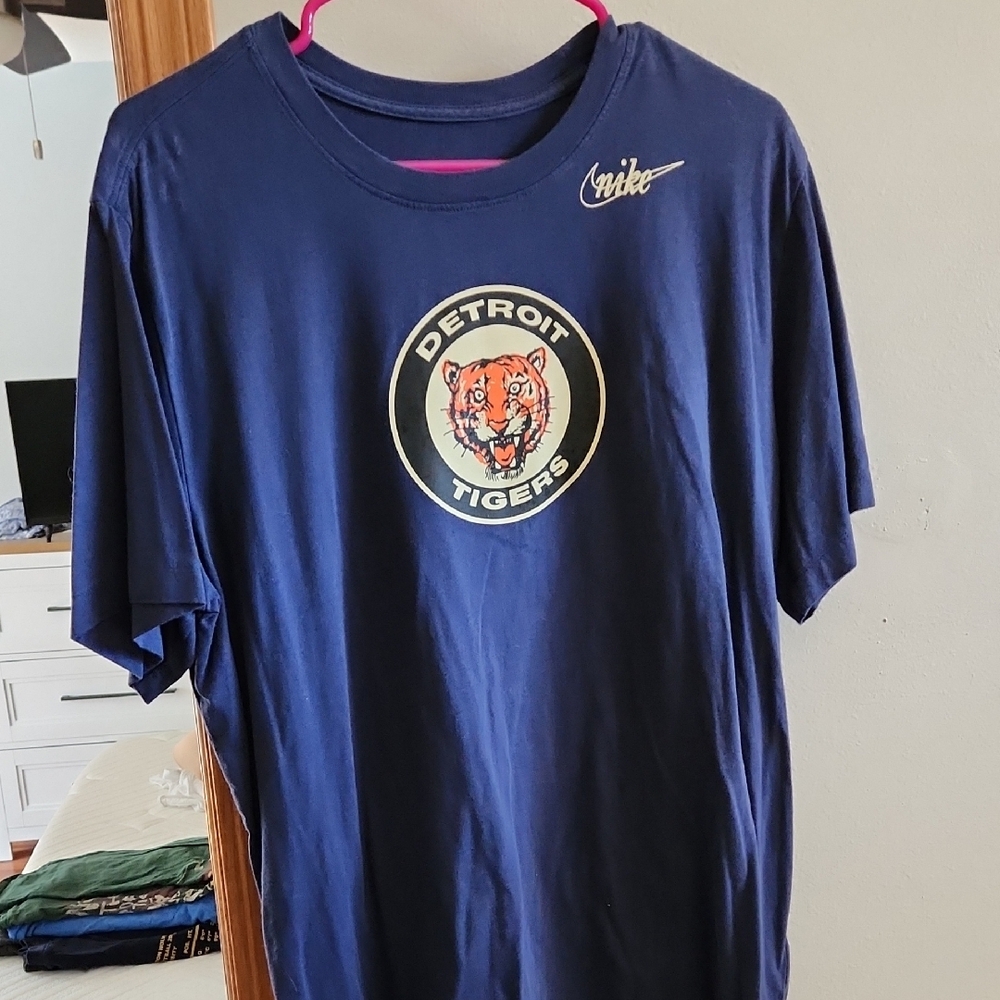 Nike Men's Blue Detroit Tigers T-Shirt